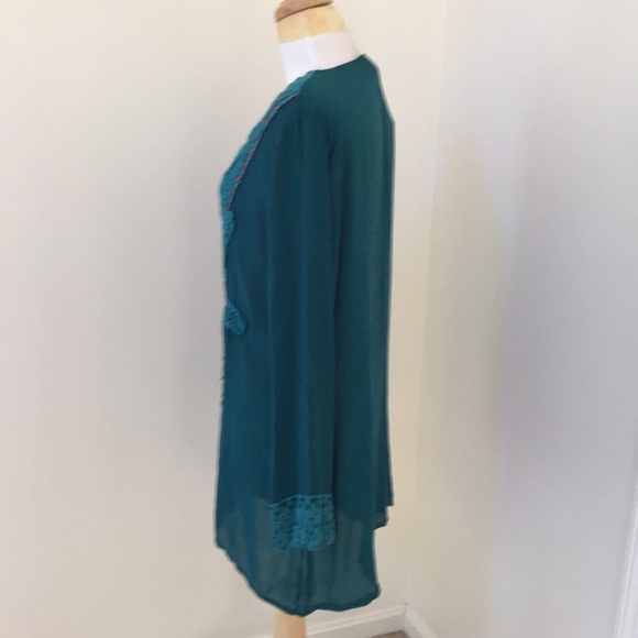 New! JOHNNY WAS Size M lacy trim top - Picture 4 of 8